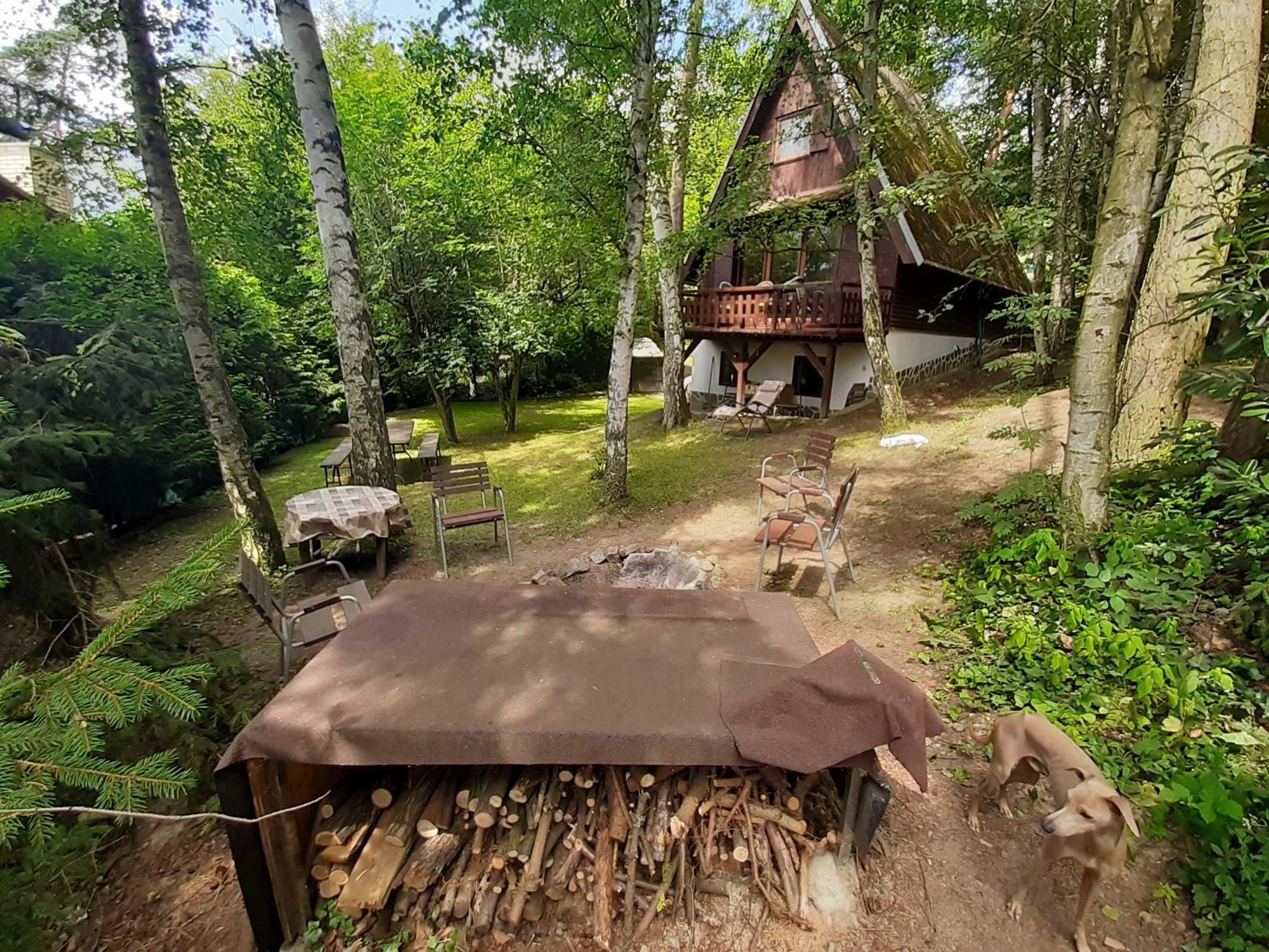 Holiday Home Zajicovi Rabyne ภายนอก รูปภาพ